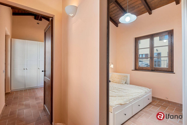 semi-detached villa for sale in Assisi