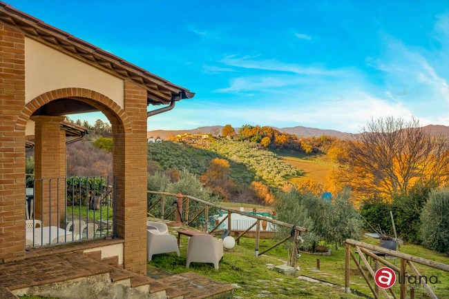 semi-detached villa for sale in Assisi