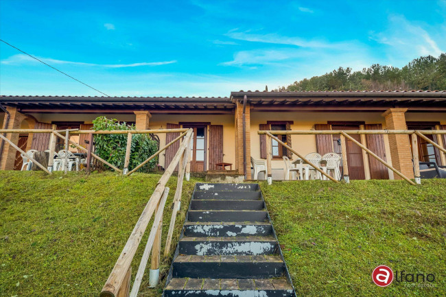 semi-detached villa for sale in Assisi