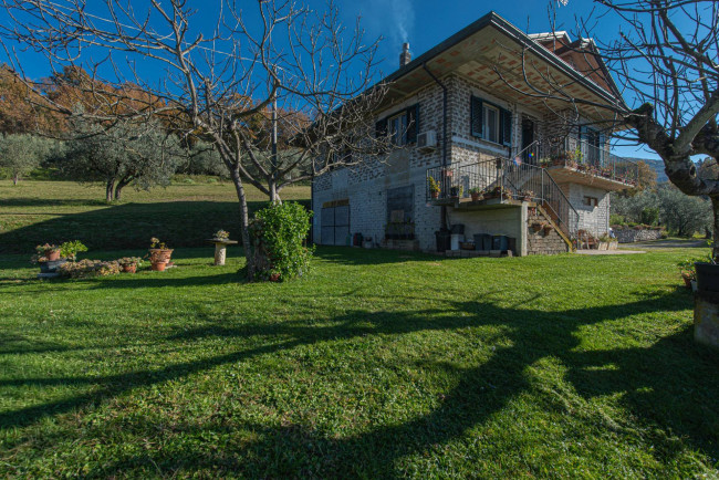 Casa indipendente in vendita a Arpino