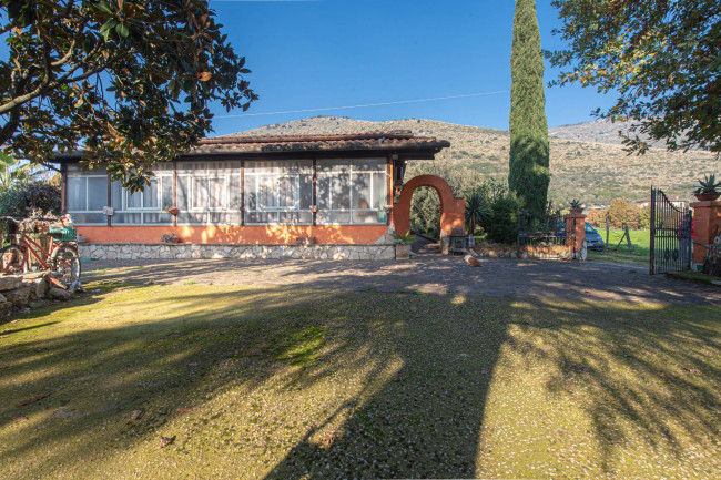 Casa indipendente in vendita a Prossedi