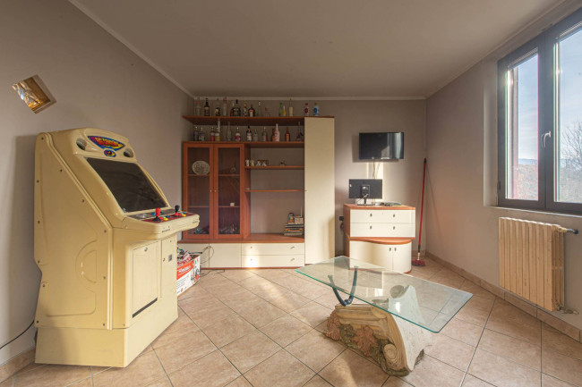 Casa indipendente in vendita a Torrice