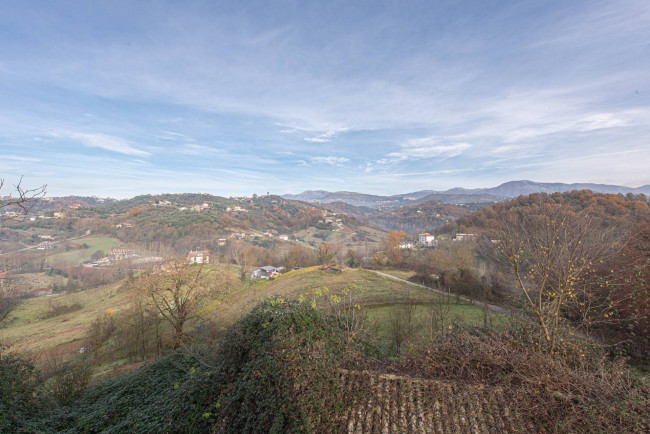 Casa indipendente in vendita a Torrice