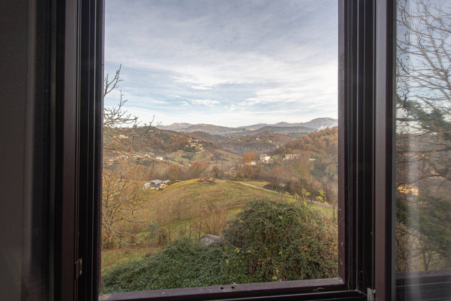 Casa indipendente in vendita a Torrice