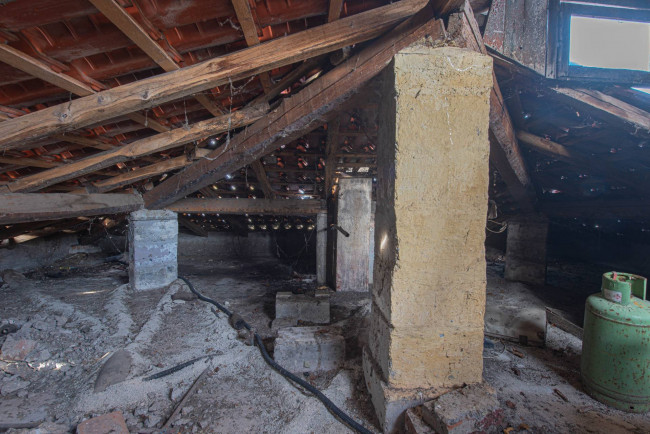 Casa indipendente in vendita a Torrice