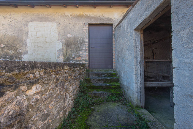 Casale di campagna in vendita a Veroli