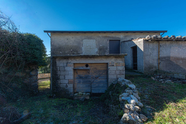 Casale di campagna in vendita a Veroli