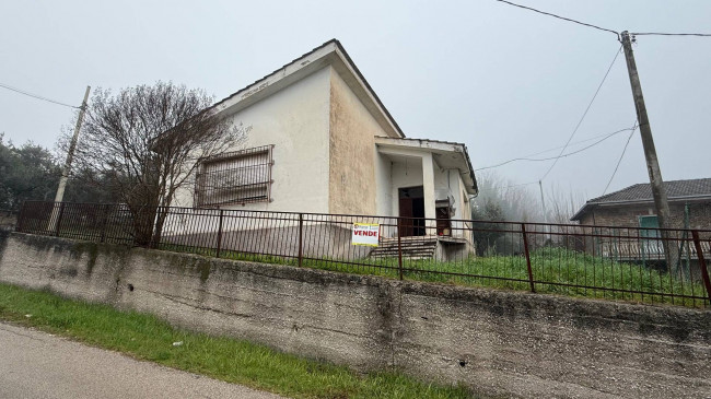 Single House for sale in Arce