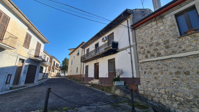 detached house for sale in Aquino