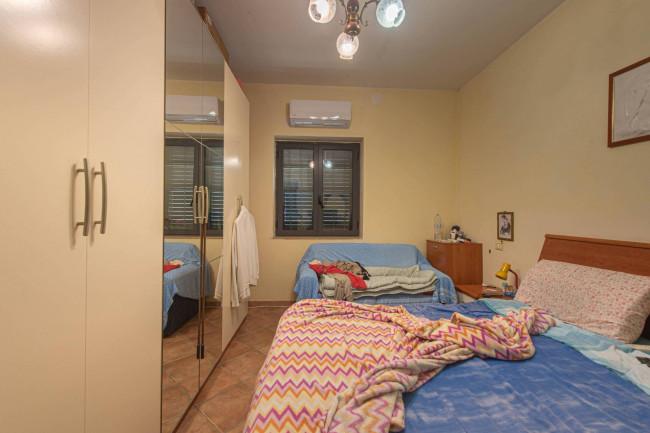 Locale commerciale in vendita a Latina