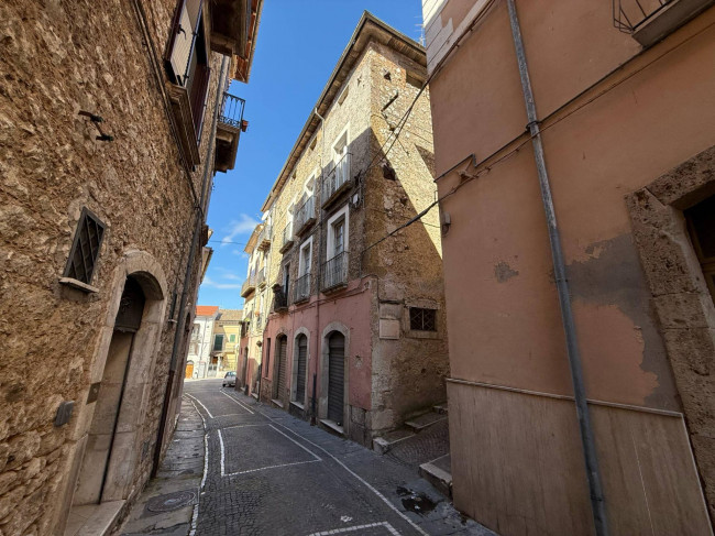 Abitazioni tipiche storiche in vendita a Roccasecca