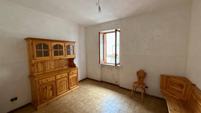 Palazzo intero stabile in vendita a Piglio