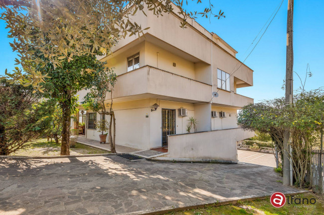 Villa in vendita a Frosinone