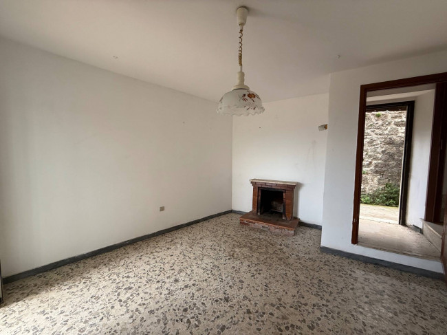 typical historical house for sale in Patrica