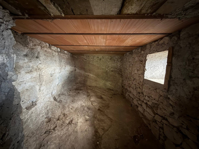 typical historical house for sale in Patrica