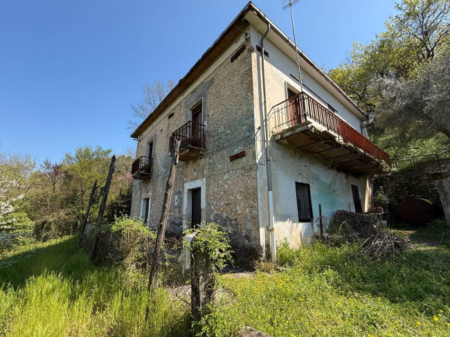 Casale di campagna in vendita a Fontana Liri