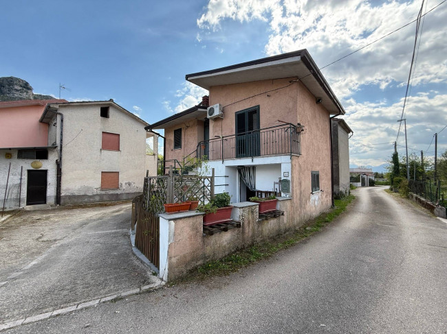 semi-detached house for sale in Cervaro
