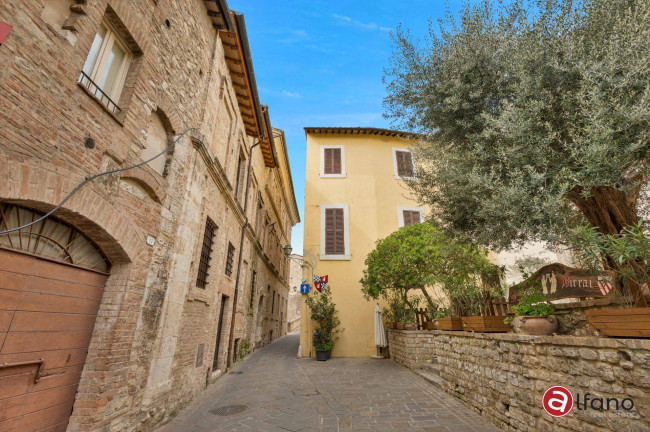 Palazzo storico in vendita a San Gemini