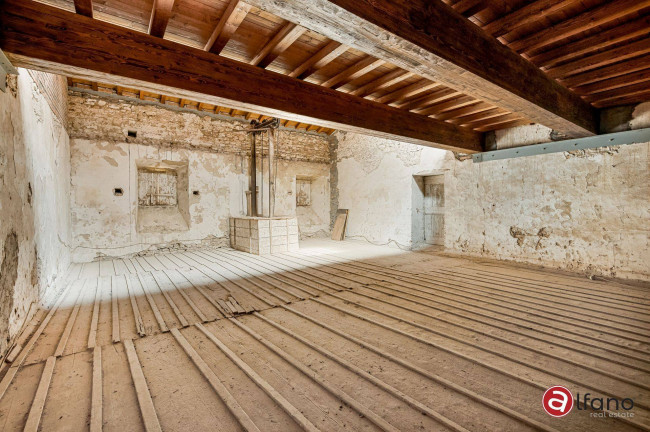 Palazzo storico in vendita a San Gemini