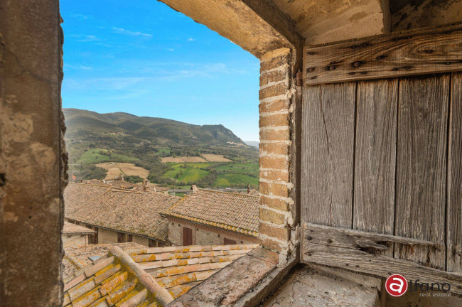 Palazzo storico in vendita a San Gemini