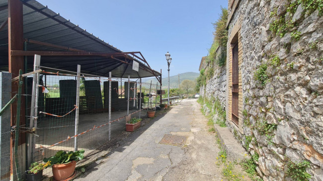 typical historical house for sale in Esperia
