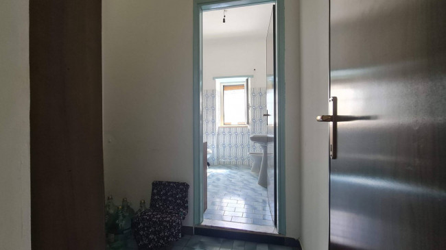 typical historical house for sale in Esperia