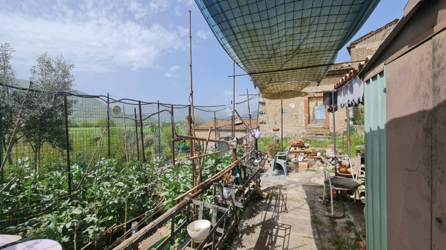 typical historical house for sale in Esperia