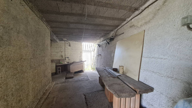 typical historical house for sale in Esperia