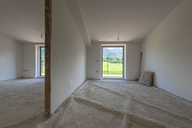 Palazzo intero stabile in vendita a Castrocielo