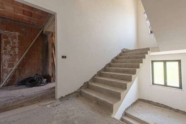 Palazzo intero stabile in vendita a Castrocielo