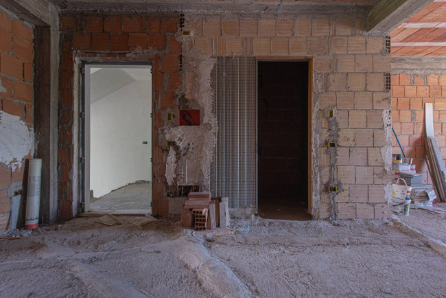 Palazzo intero stabile in vendita a Castrocielo
