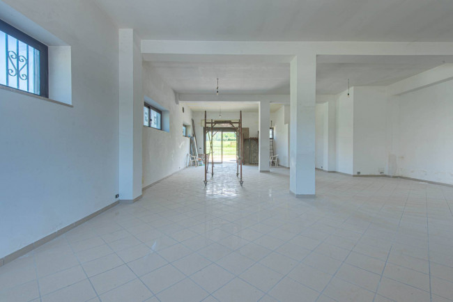 Palazzo intero stabile in vendita a Castrocielo