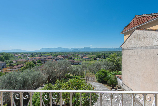 Palazzo storico in vendita a Colfelice