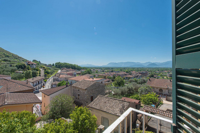 Palazzo storico in vendita a Colfelice