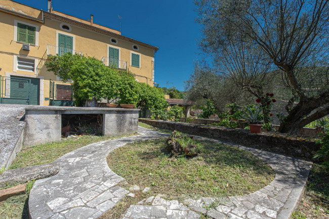 Palazzo storico in vendita a Colfelice