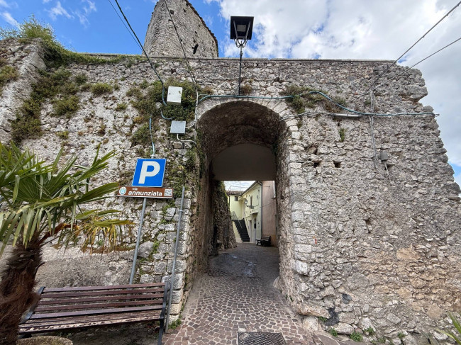 Abitazioni tipiche storiche in vendita a Ciorlano