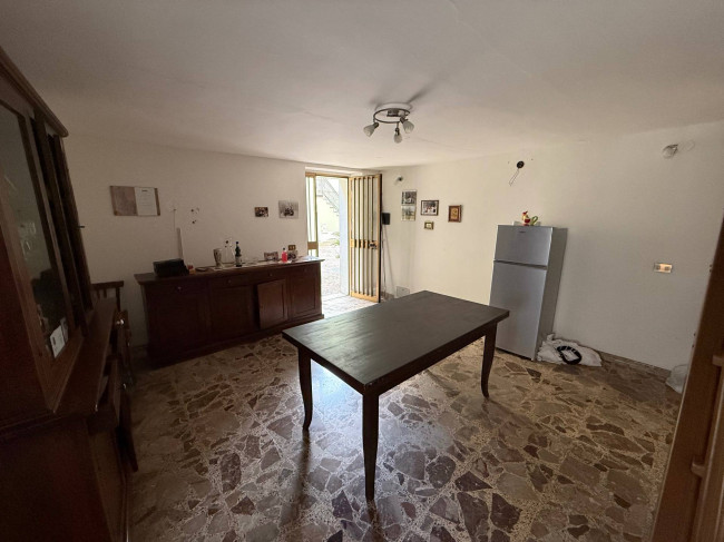 Abitazioni tipiche storiche in vendita a Ciorlano