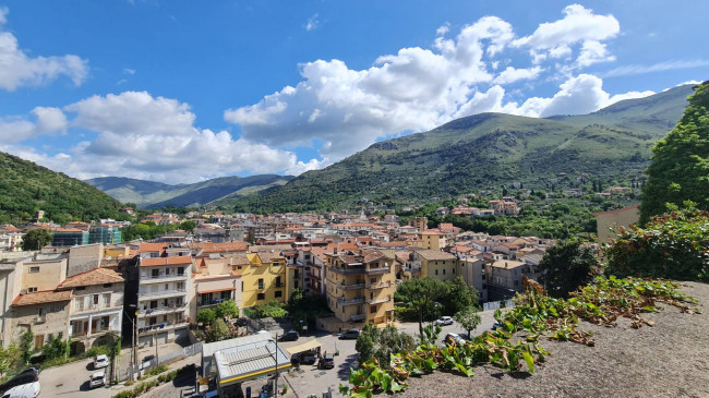 Abitazioni tipiche storiche in vendita a Itri