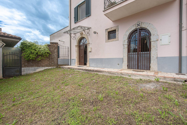 Palazzo storico in vendita a Colfelice