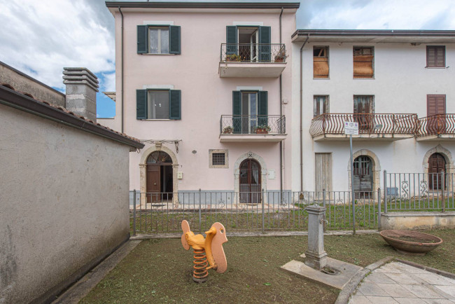 Palazzo storico in vendita a Colfelice