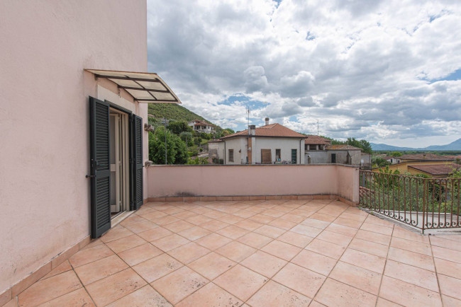 Palazzo storico in vendita a Colfelice