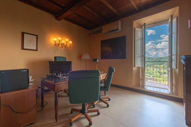 Palazzo storico in vendita a Arce