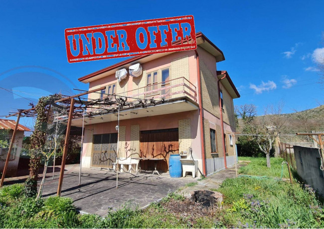 detached house for sale in Arce