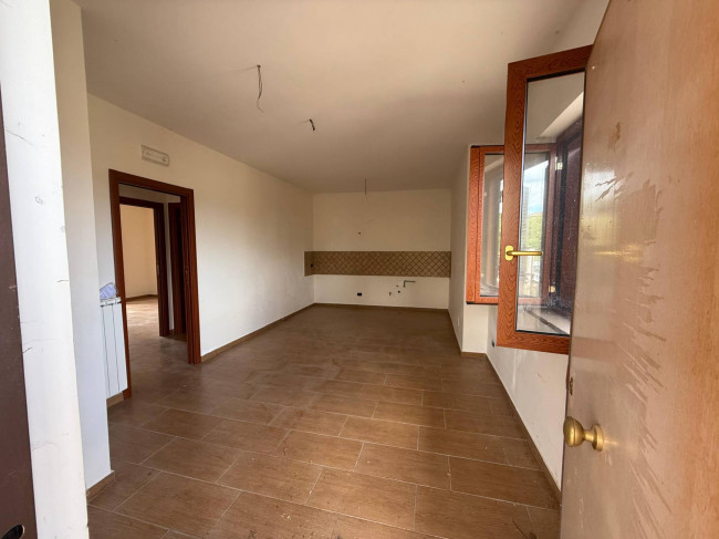 Appartamento in vendita a Colfelice