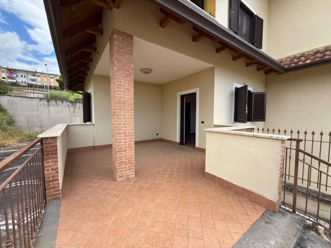 Appartamento in vendita a Colfelice
