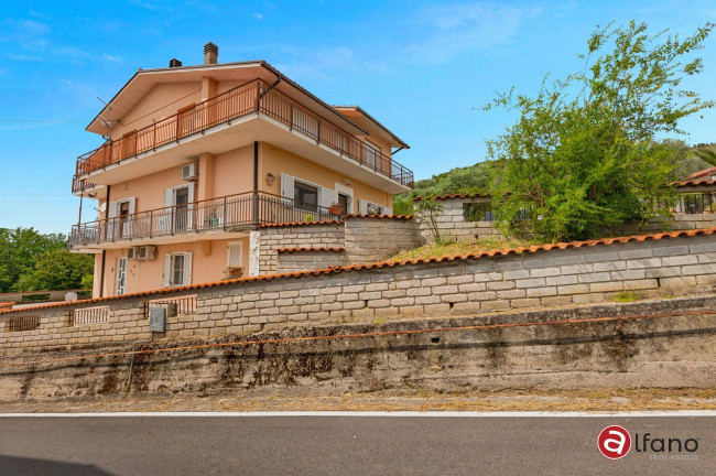 detached house for sale in Colfelice