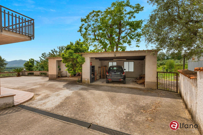 detached house for sale in Colfelice