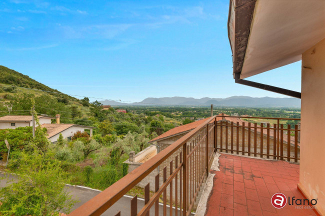 detached house for sale in Colfelice