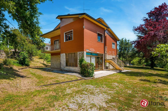 detached house for sale in Isola del Liri