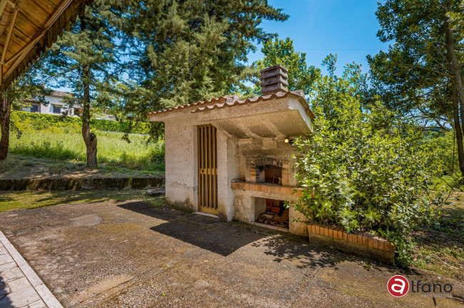 detached house for sale in Isola del Liri